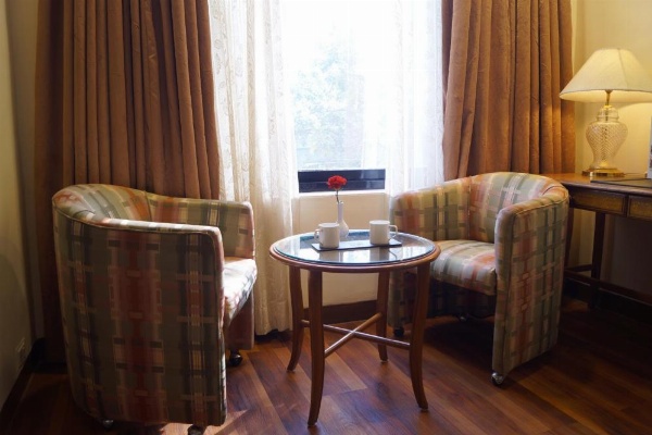 The Ambassador, Marine Drive, Mumbai image 10