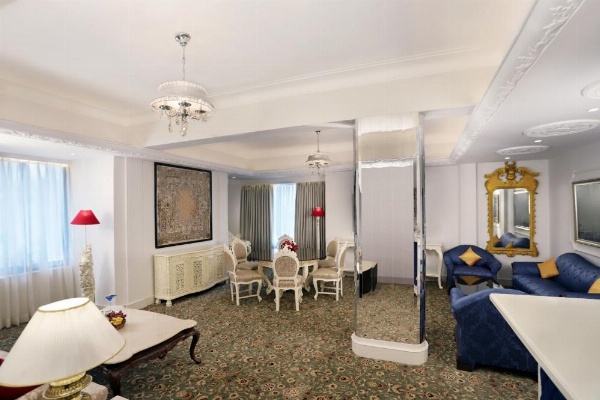 The Ambassador, Marine Drive, Mumbai image 31