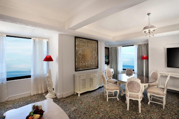 The Ambassador, Marine Drive, Mumbai image 32